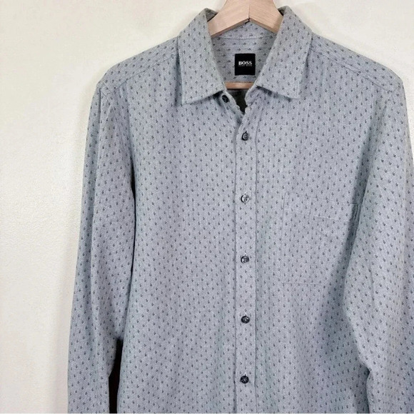 Hugo Boss Mens Size Medium Cotton  Relegant Button Print Over Shirt - Picture 6 of 15